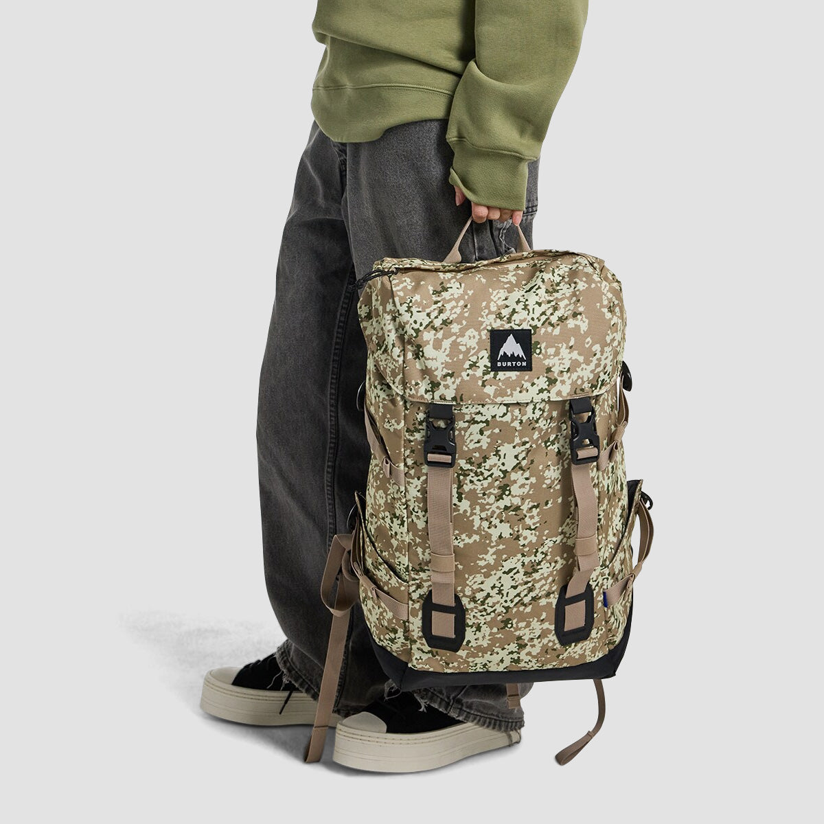 Burton Tinder 2.0 30L Backpack Snowfall Camo