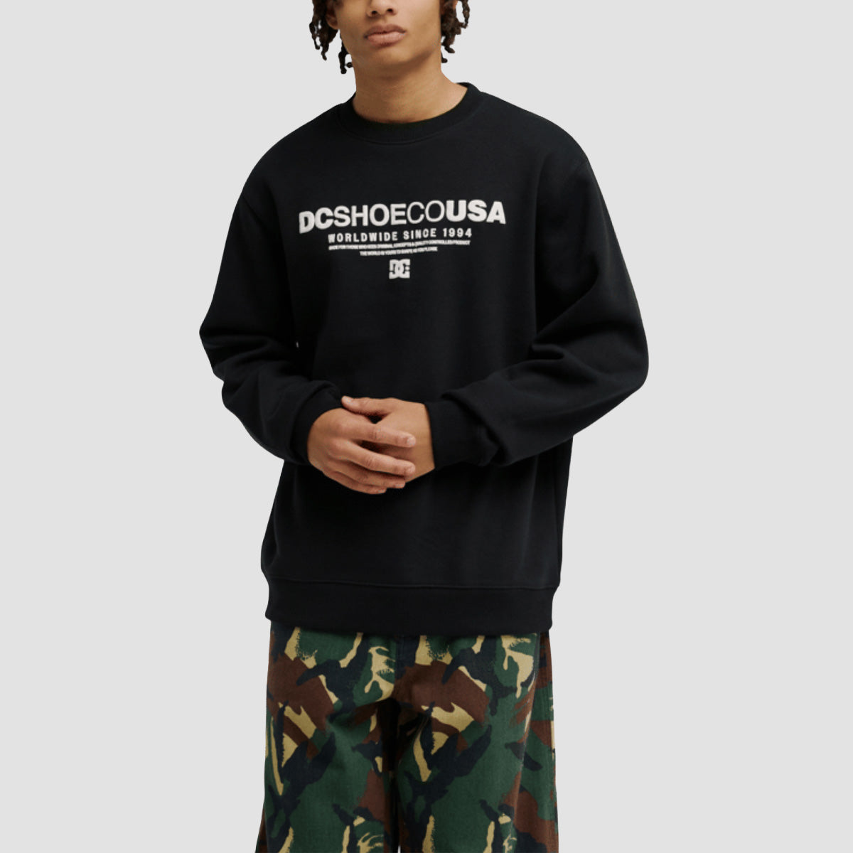 DC Heritage Font Crew Sweatshirt Black