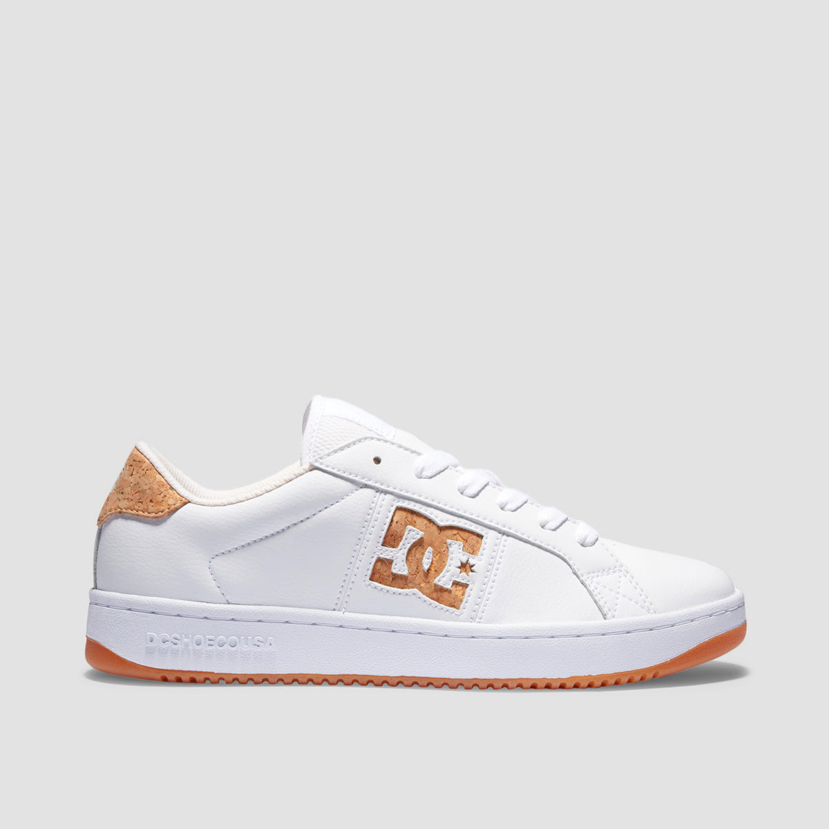 DC Striker 0Waste Shoes - White/White/Brown