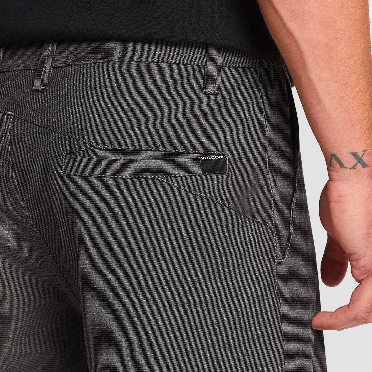 Volcom Frickin Surk N Turf Slub 20" Hybrid Shorts Black