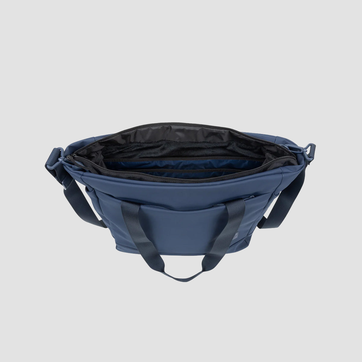 Eastpak CNNCT F Satch 20L Messenger Bag CNNCT F Matte Admiral