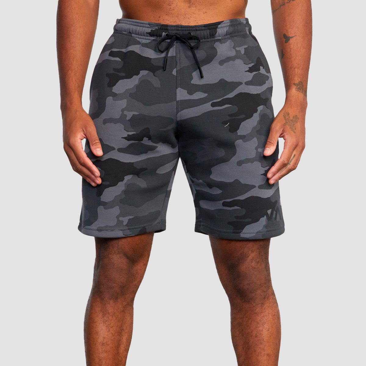 RVCA VA Sport IV 19" Sweat Shorts Camo