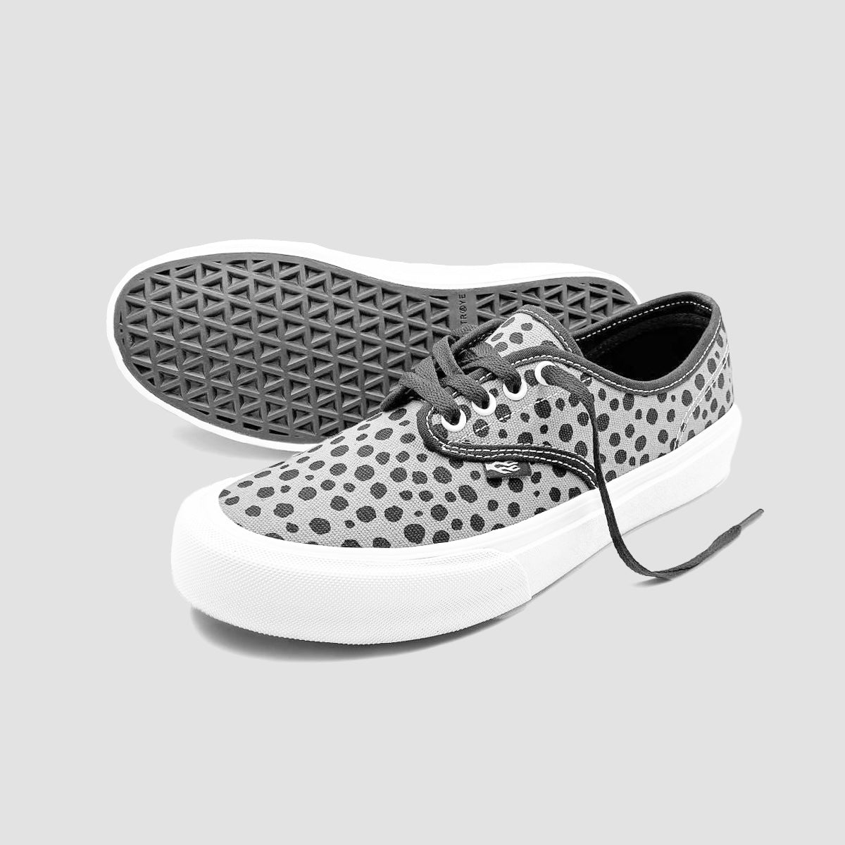 STRAYE Gower Shoes - Spots Charcoal/White