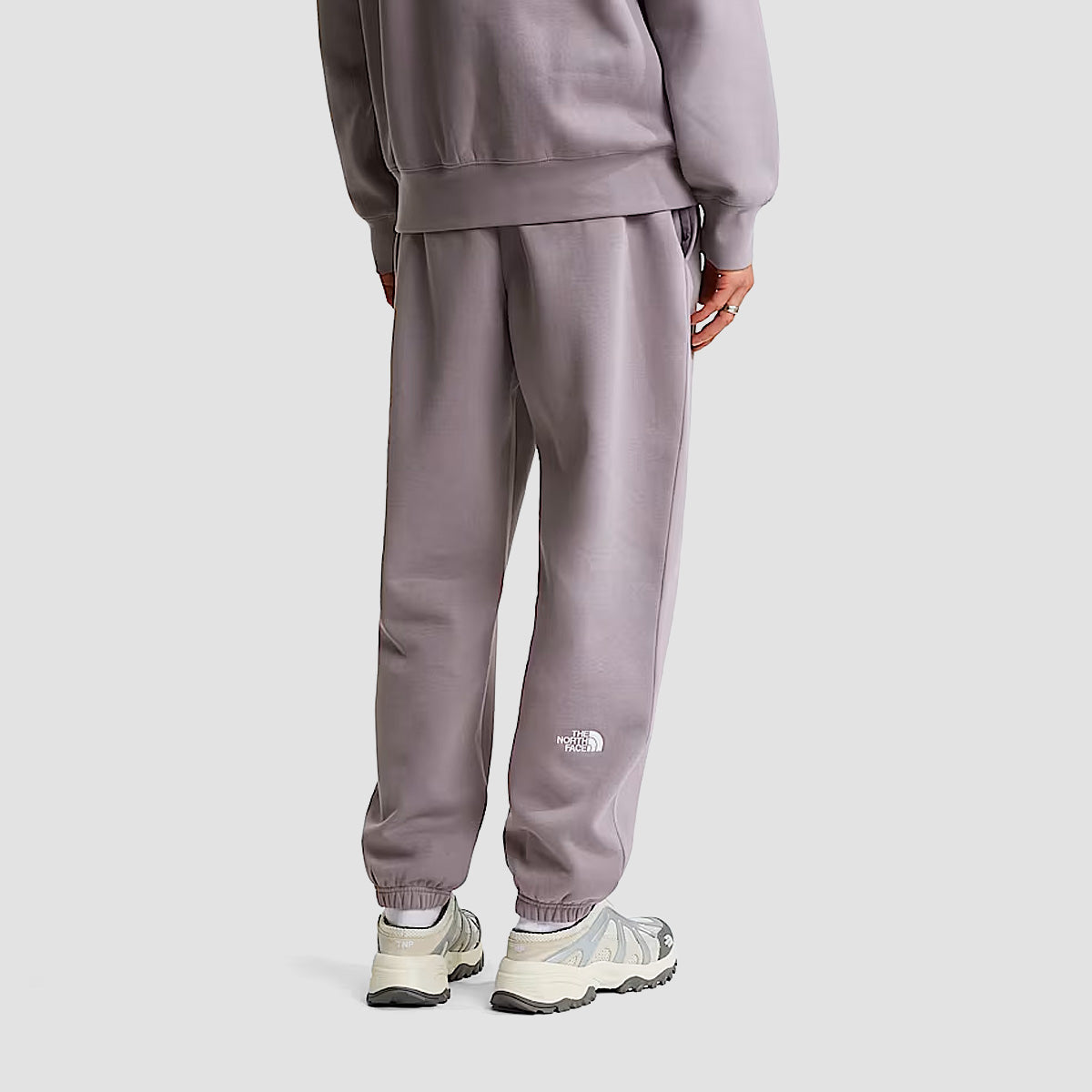 The North Face Essential Relaxed Straight Jogger Sweatpants Transcendent Grey