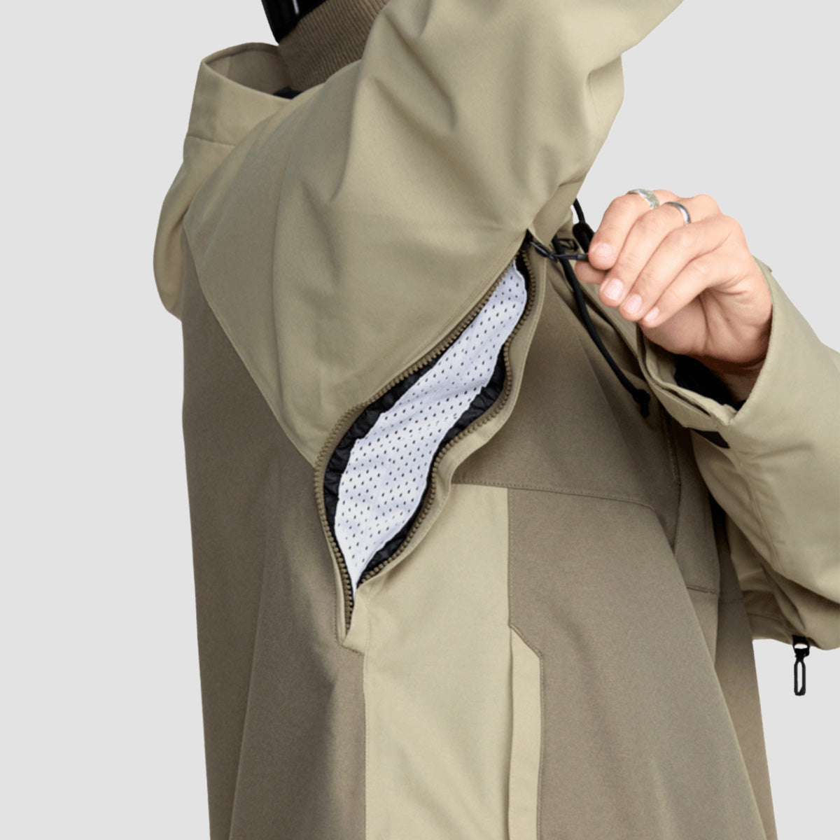 Volcom Hossegor 20K Pullover Snow Jacket Military