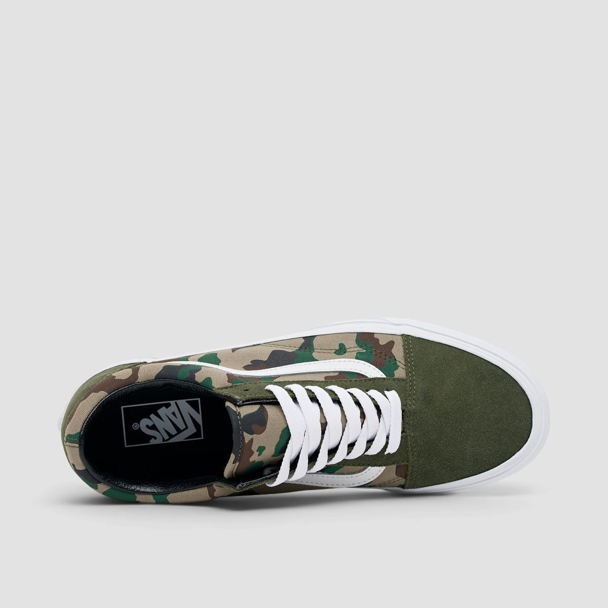 Snow retailer camo vans old skool