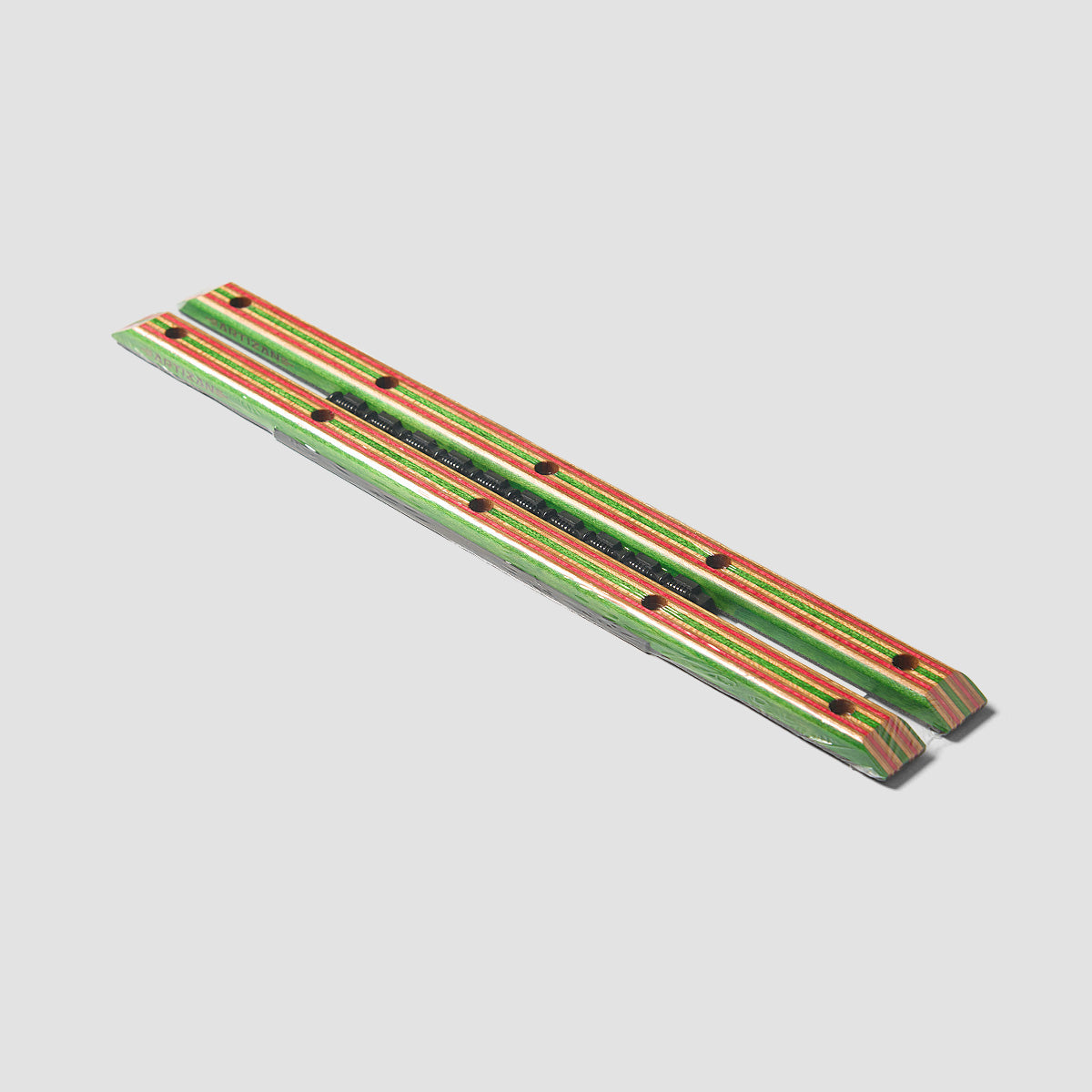 Artizan Recycled Skateboard Rails Green/Red