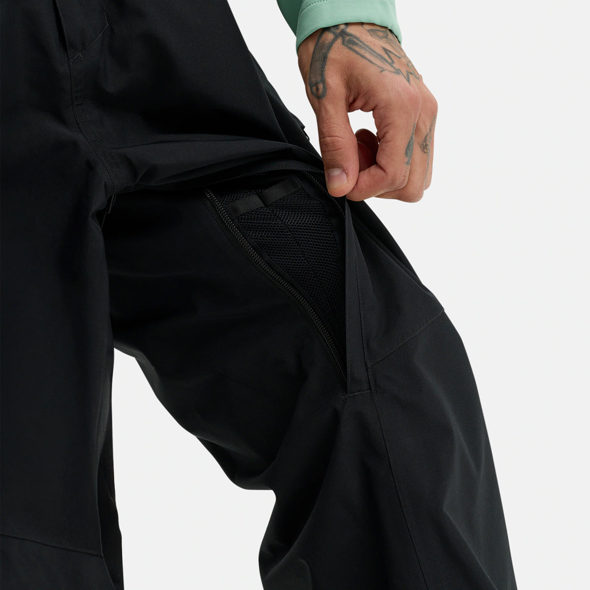 Burton Reserve 2L Relaxed Snow Bib Pants True Black