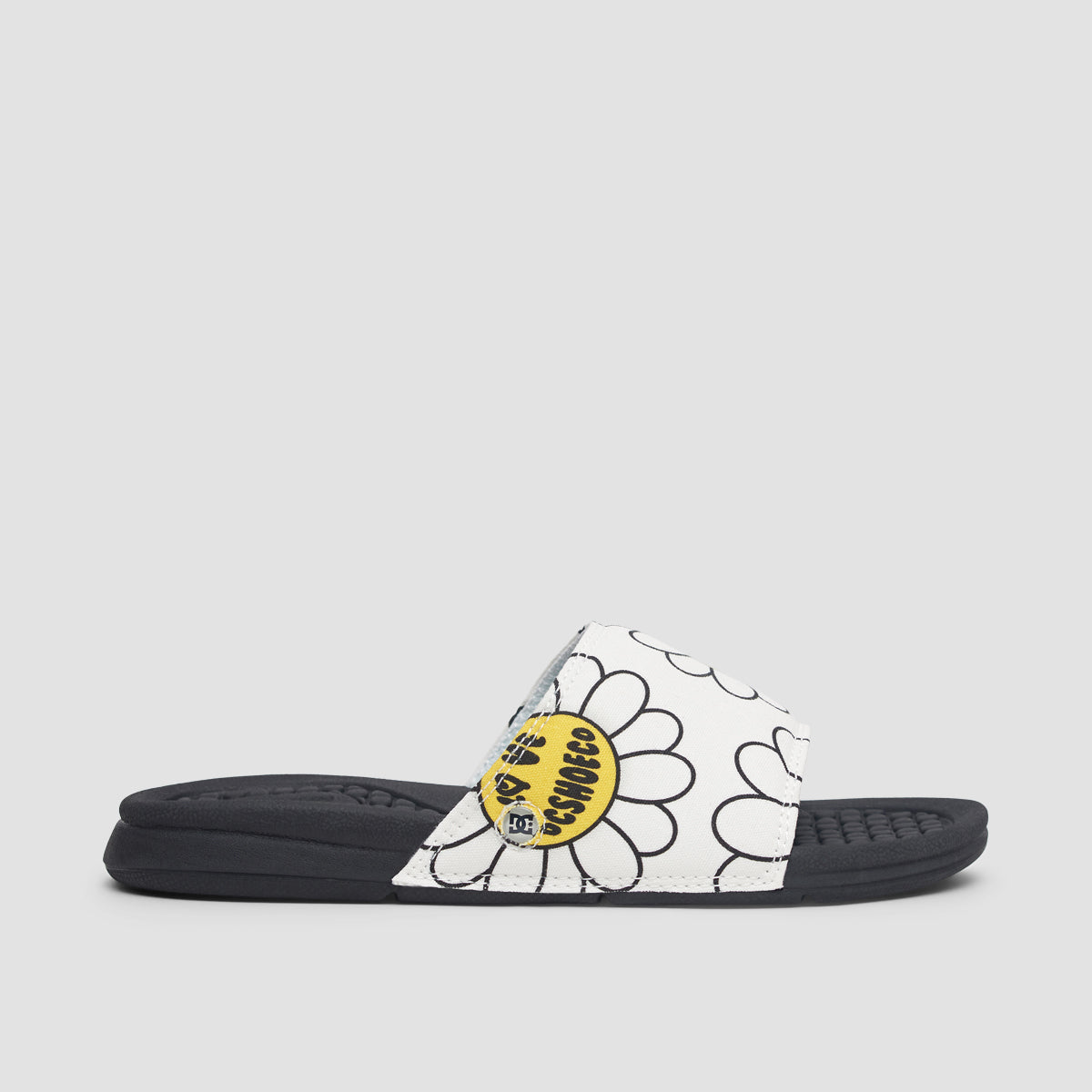 White sunflower clearance nike slides