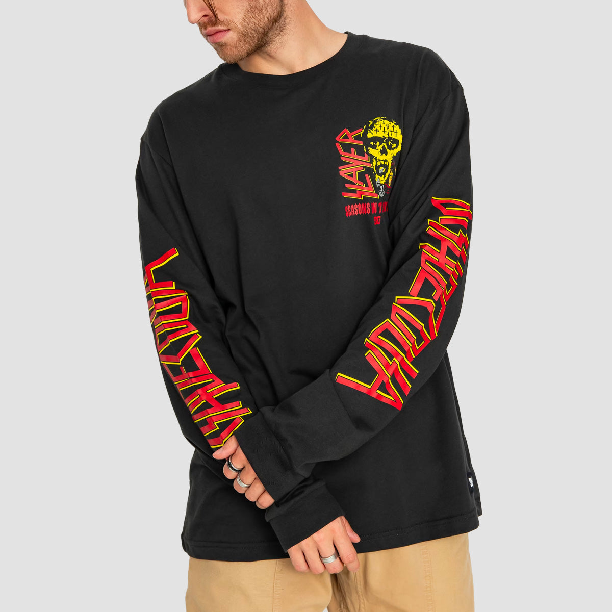 DC X Slayer Seasons Longsleeve T-Shirt Pirate Black