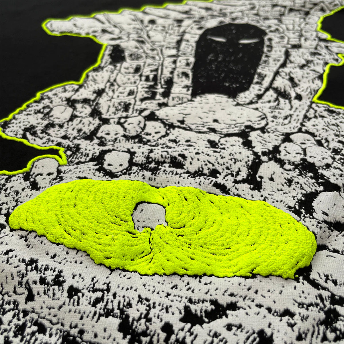 Dungeon Still Life Longsleeve T-Shirt Black/Green