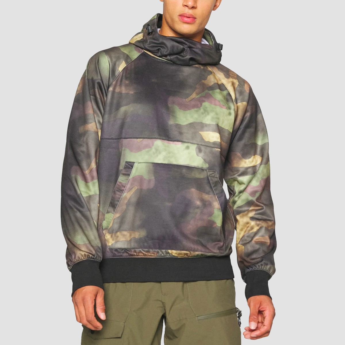 Volcom shop camo hoodie