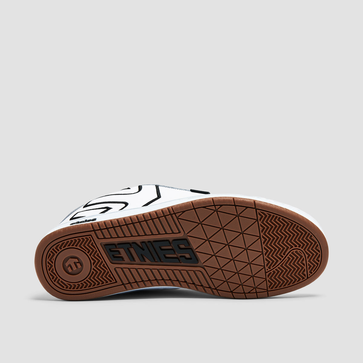 Etnies hot sale fader shoes