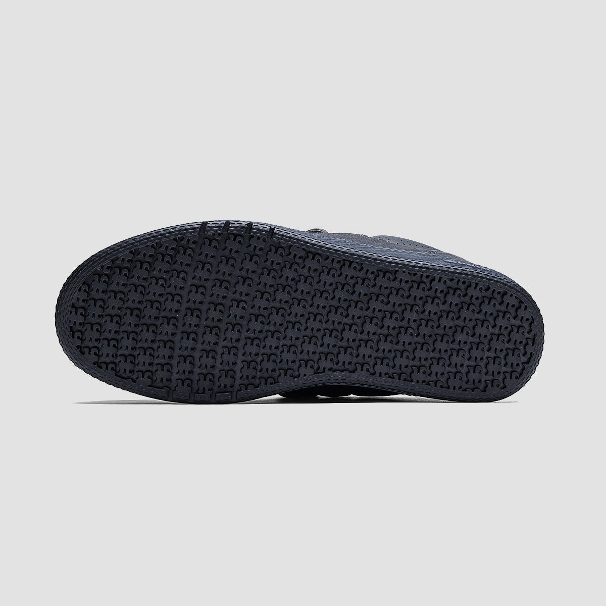IPATH Cats Mid Top Shoes - Charcoal Suede/Perf Leather
