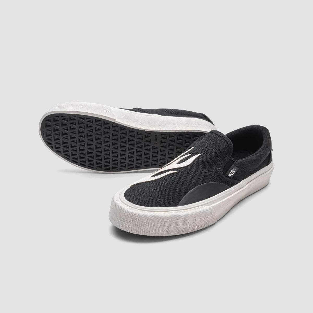 STRAYE Ventura XR Slip On Shoes - Flame Black/Cream