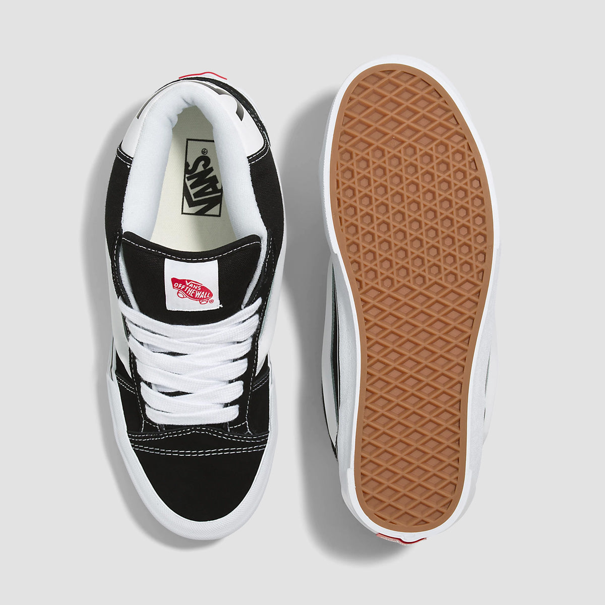 Vans Knu Mid Top Shoes - Black/True White