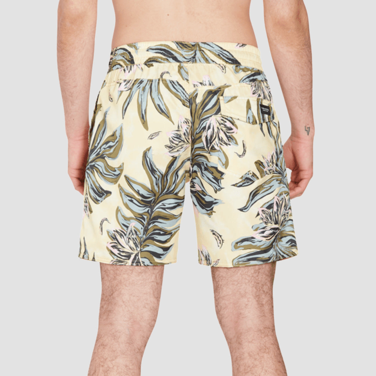 Volcom Center Print 17" Trunk Boardshorts Dawn Yellow