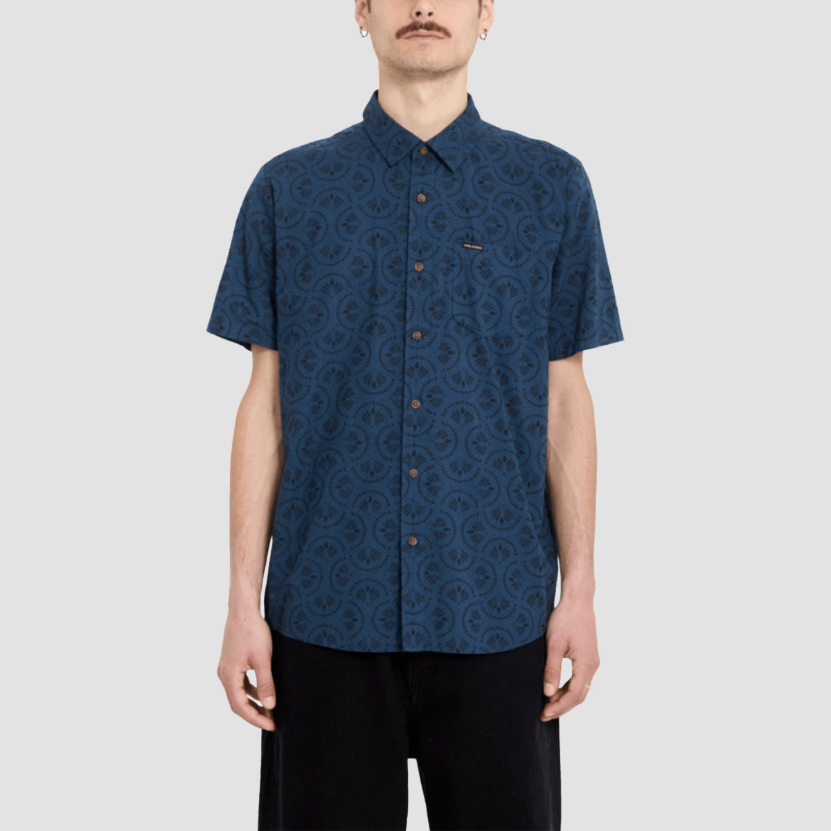 Volcom Scaler Stone Woven Short Sleeve Shirt Midnight Blue