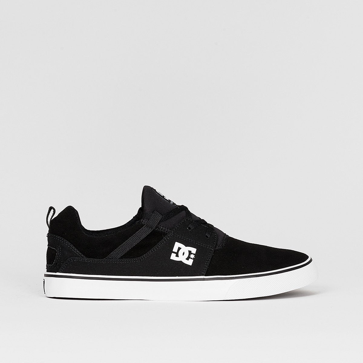 dc heathrow vulc white