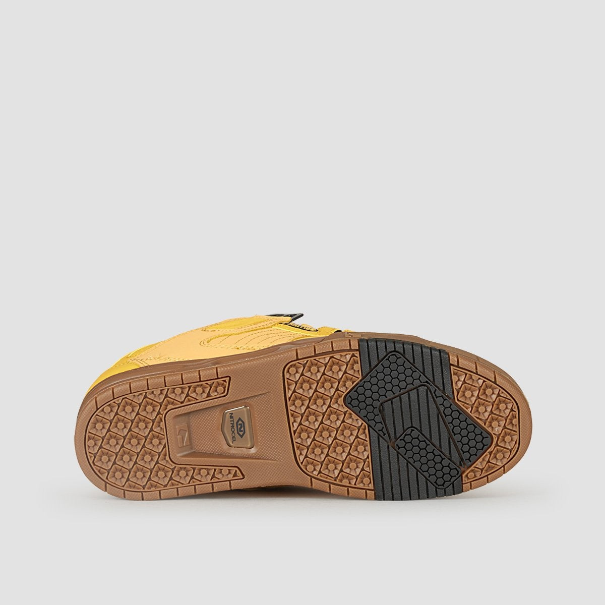 Globe Sabre Wheat/Tobacco - Footwear